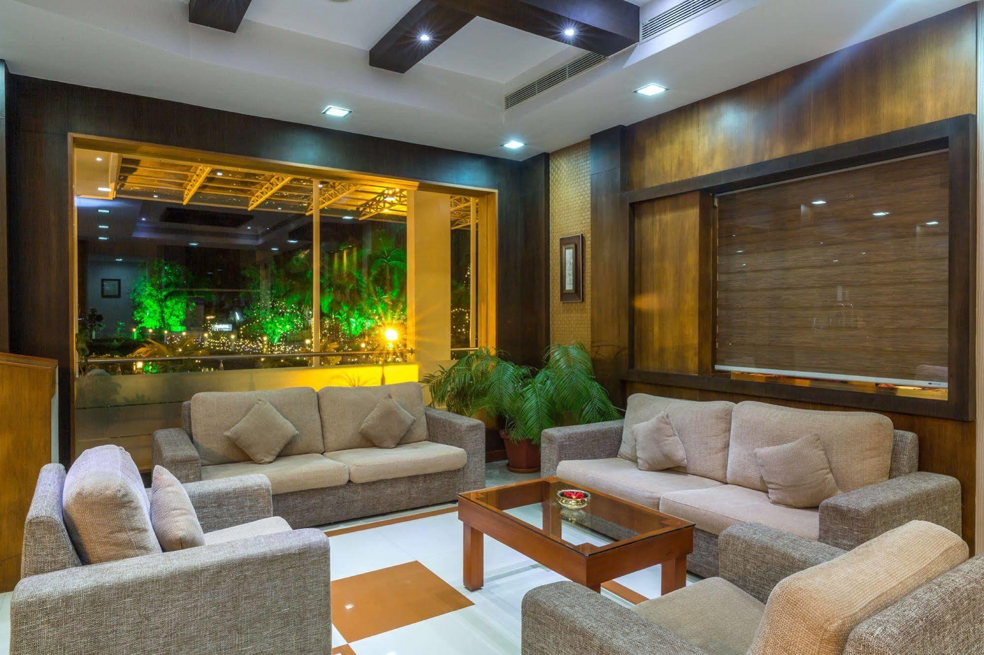 Rustic Leisures Llp Hotell Kochi Eksteriør bilde