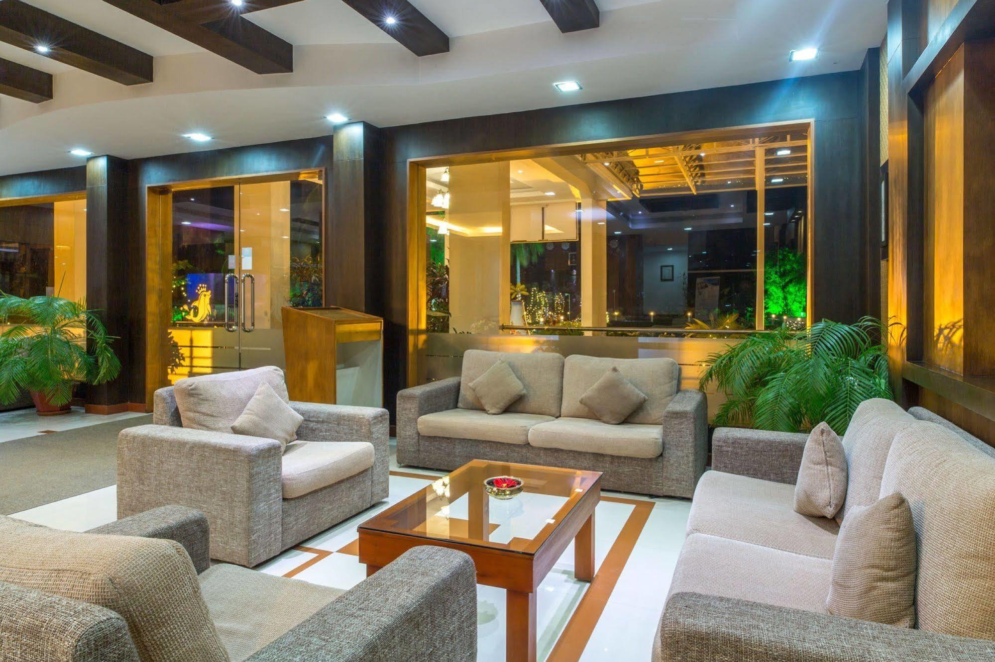 Rustic Leisures Llp Hotell Kochi Eksteriør bilde